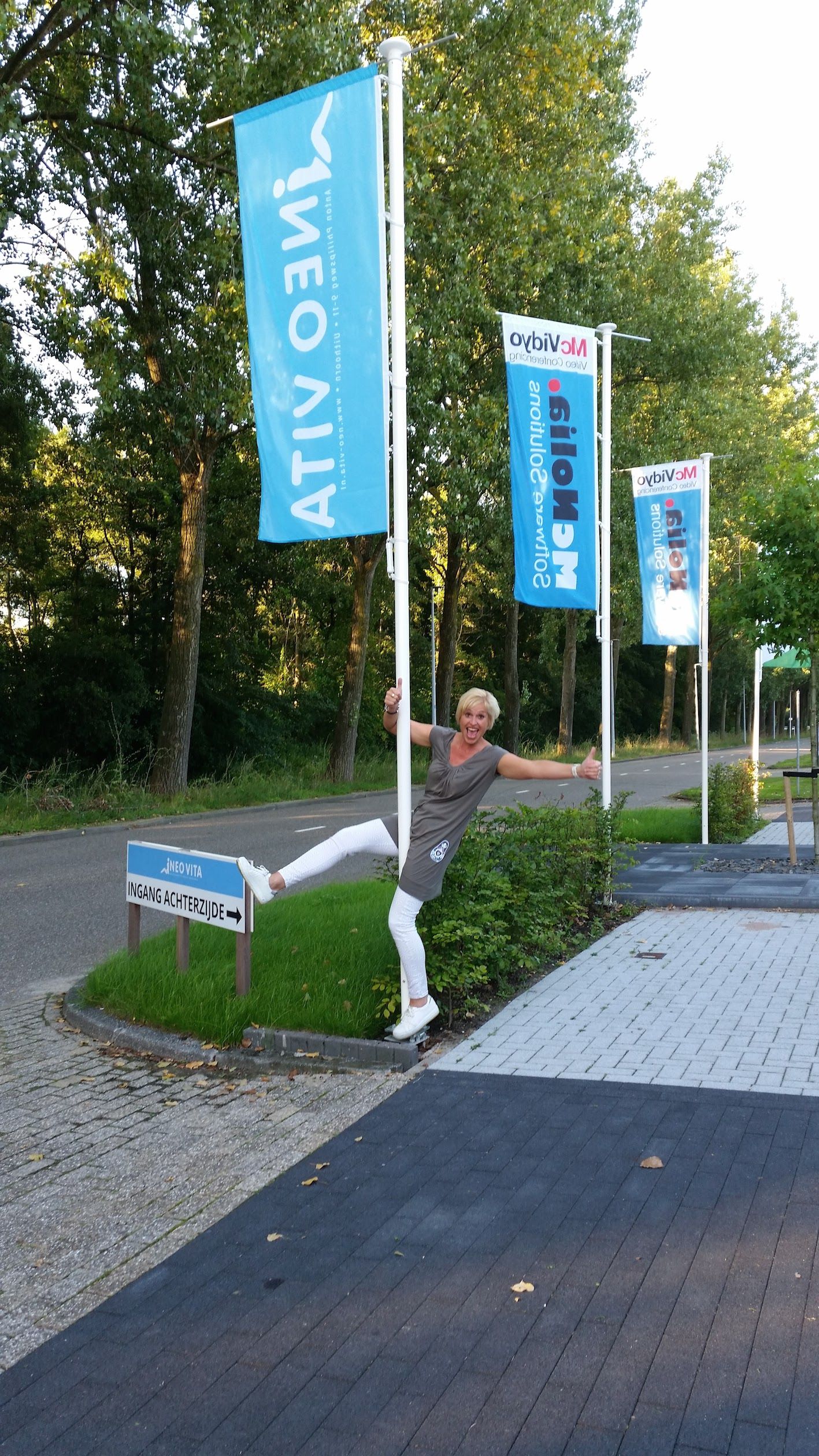 Odoo image and text block