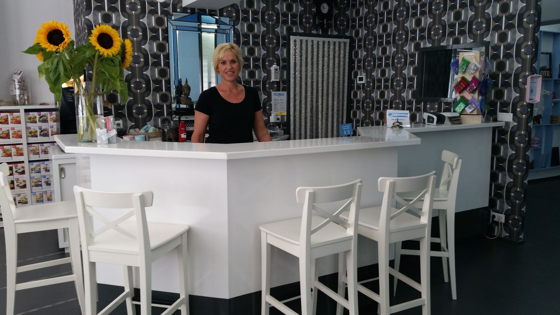 Odoo text and image block